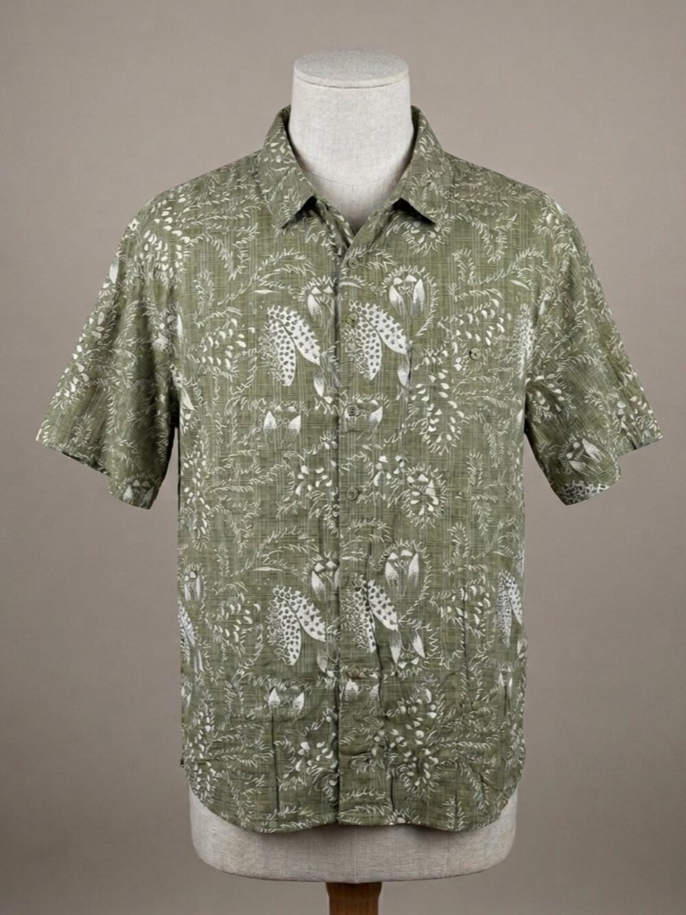Columbia Men’s Size L Cotton Blend Short Sleeve Button Down Casual Camp Shirt